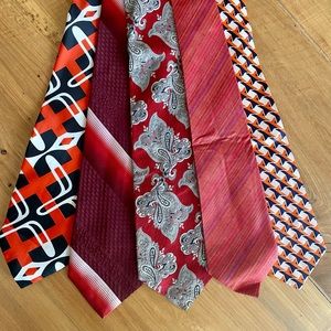 Lot of 5 red orange themed men’s vintage neckties!
